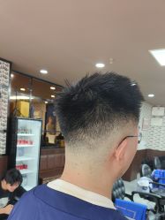 点击看大图 -大人物·男士理发馆