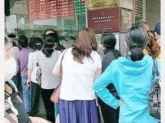 -陆稿荐观前街店