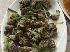 -覃记海鲜美食餐厅