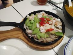 -国际青年会议酒店-苏莱斯餐厅