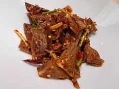 彝家牛肉凉片-一坐一忘云南菜(卓悦中心)