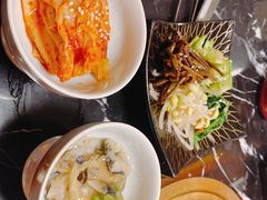 -山川小町·极番烧肉(新地假日广场店)