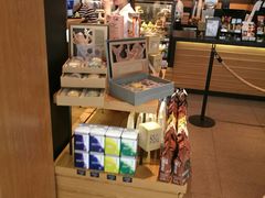 零售区-星巴克(广州中华广场B1层店)