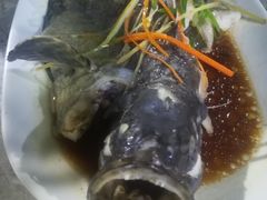 -四川小胡子海鲜(丁村万人海鲜广场店)