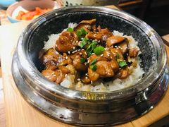 -明洞阿姨·韩式酱蟹烤肉·创意料理(三元桥店)