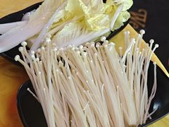 -蜀八婆鲍鱼鸡煲虾(宝安坪洲店)