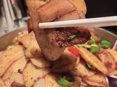 -虹泥小厨(南国花园总店)