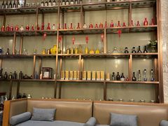 等位区-仁虎老火锅(黄泥磅店)