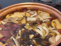 -一善菌·云南菌汤·云南菜(银泰城店)