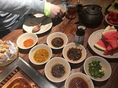 -老牌坊云南鱼豆花火锅(嵩山店)