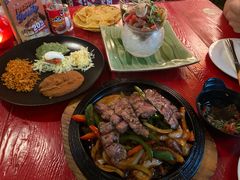 -Pistolera Mexican Cantina女枪手墨西哥餐厅(碧云路店)