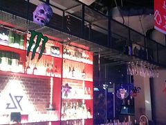 -UP嘻哈酒吧(粉巢店)