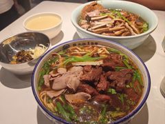 -镇南锅盖面馆(解放路店)