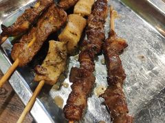-毛胡子牛羊餐馆(武宁路店)