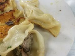 虾仁锅贴-劈柴院锅贴(沈阳路店)