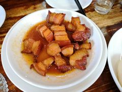 红烧肉-芦茨金富饭庄·25年老字号·专做稻草鸡