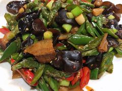农家小炒肉-船夫鱼锅(衢江路店)