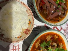 -耙吉吉川味小酒馆(本地人回头店)