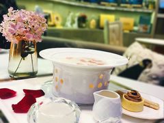 -燕庭·纯燕窝·甜品下午茶(南京西路店)