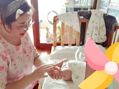 -爱的果实月嫂育婴师(世纪东方店)