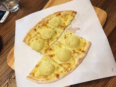 芝士榴莲披萨-LYFATTI 莱芙缇(赣水路店)