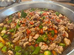 -兔行天下-鸿鹤鲜锅兔(中海国际店)