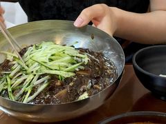 韩国炸酱面-小公洞韩式豆腐村&Q饮品铺