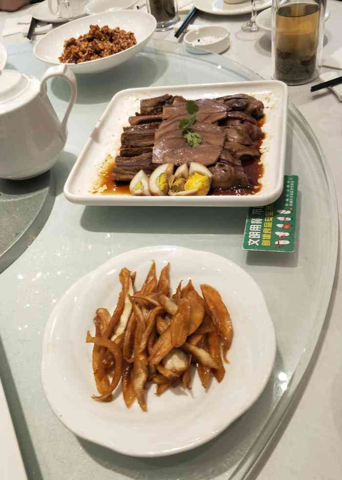 新黄埭大酒店·宴会厅-"单位部门聚餐,订了一个两个圆桌的包厢,整.