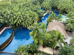 -三亚湾海居铂尔曼度假酒店