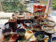 -包整·丝娃娃(一览甲秀楼风景店)