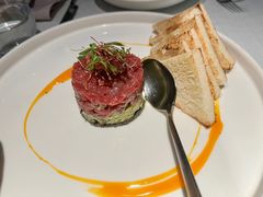 牛肉塔塔配牛油果黑橄榄酱-Solo(衡山路店)