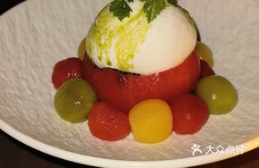 Mixed Tomato Burrata Cheese