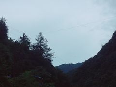 -安吉龙王山峡谷漂流