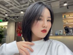 -变画·发型STUDIO