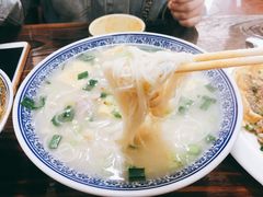 -亚忠小吃店(曾厝垵店)