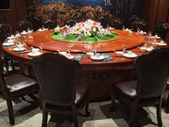 包厢-小船渔村•大连菜•大连焖鱼(黄河路店)
