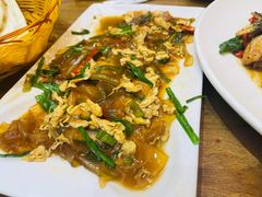 -鲁南仔·滕州炒鸡(经三路店)
