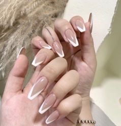 -EAST日式美甲美睫沙龙