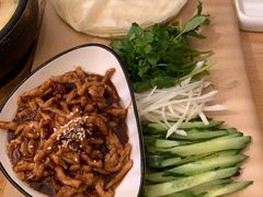 京酱肉丝-关东小磨东北菜(上海长风大悦城店)