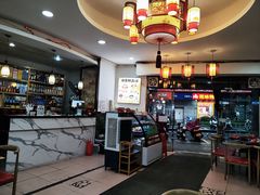 -烧哥美蛙肥肠鱼火锅·十五年社区店