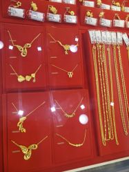 -周大生CHOW TAI SENG(成山路巴黎春天店)