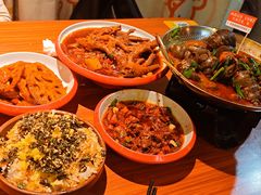 -老闵田螺馆·南昌市井菜·特色小吃(总店)