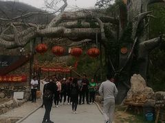 -大平台龙居瀑布旅游区