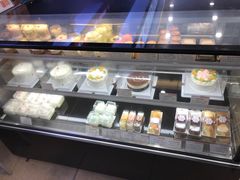 -红宝石·鲜奶小方·海派西点房(南丹店)