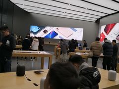 -Apple零售店(新街口店)