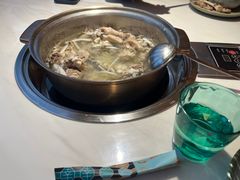 -喃喃椰·糟粕醋·椰子鸡火锅(七堡花园店)