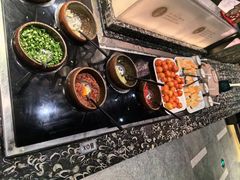 -湊湊火锅·茶憩(南京东路悦荟店)