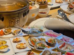 -雍和会海鲜姿造自助(湖东路店)