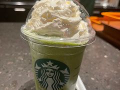 -星巴克(七宝领展广场1F店)