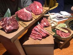 -肉魁屋·烧肉·烧鸟·酒场(高新店)